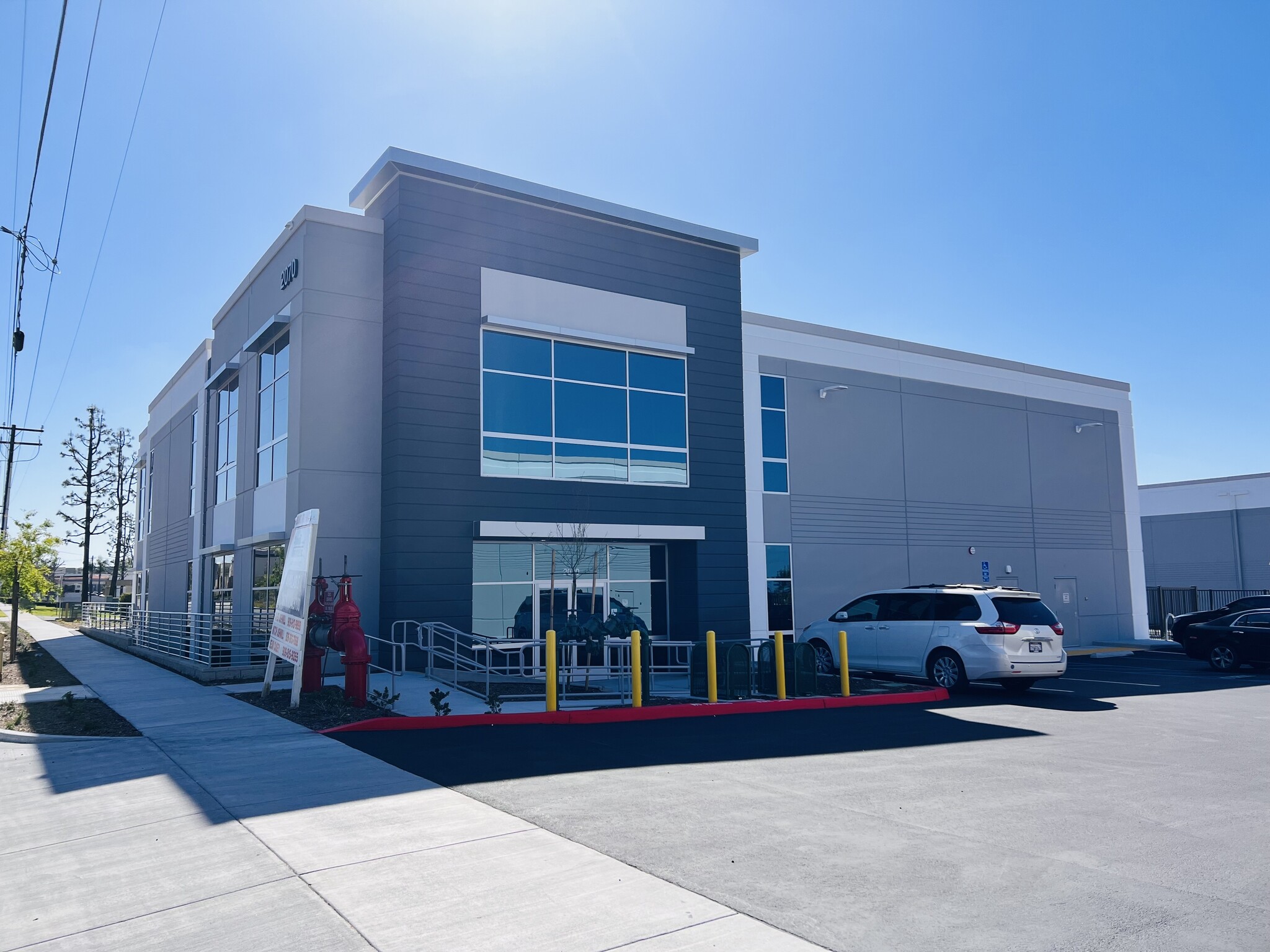 2070 W 11th St, Upland, CA for Rent