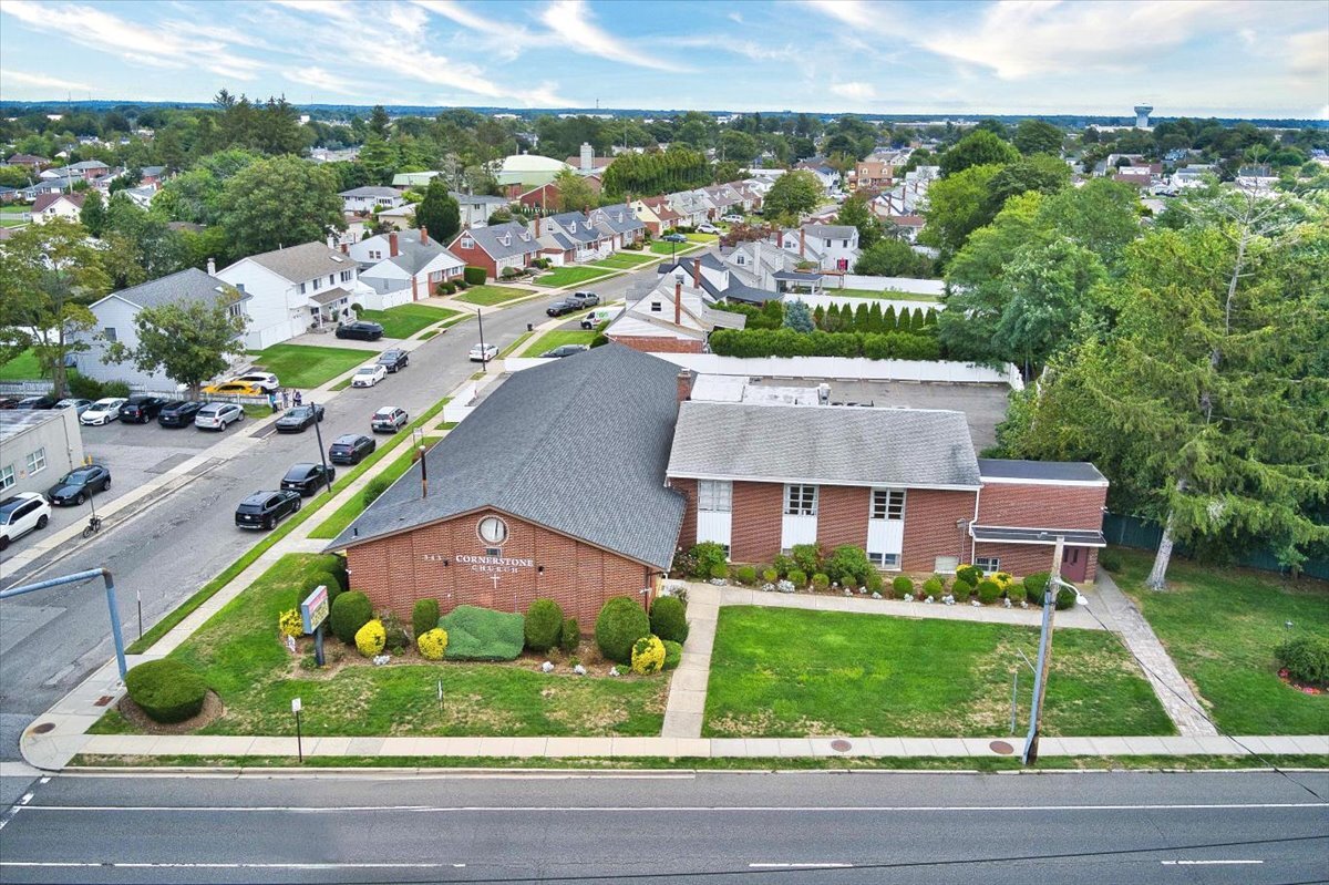 343 Jerusalem Ave, Hicksville, NY for Sale