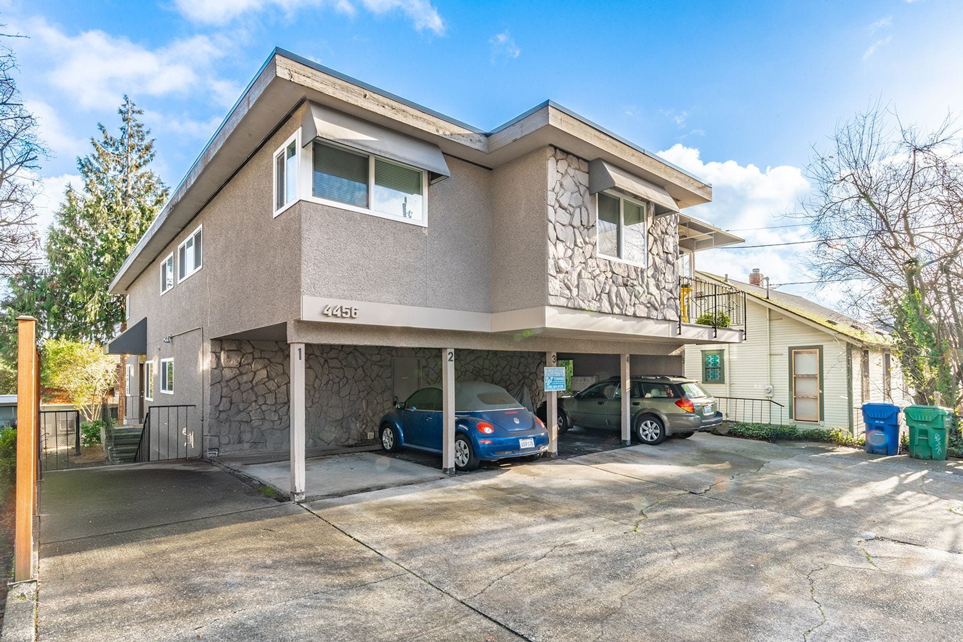4456 Whitman Ave N, Seattle, WA for Sale