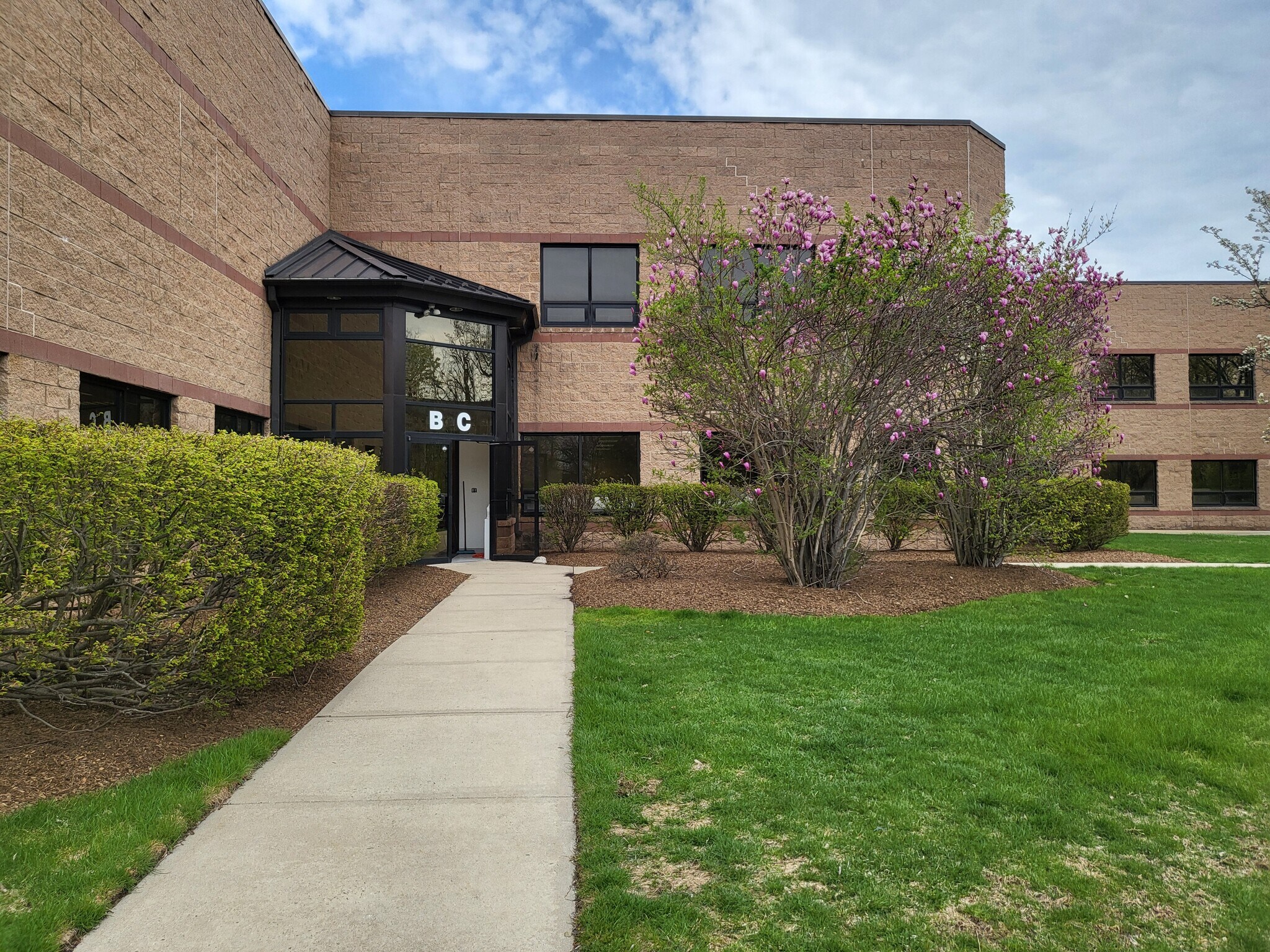 223 Gates Rd, Little Ferry, NJ for Rent