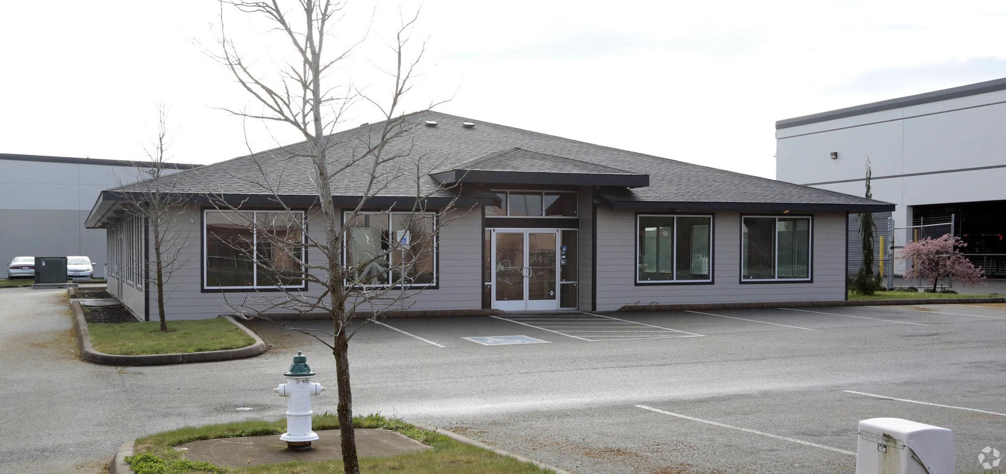 2639 70th Ave E Fife, WA 98424 Office Property for Sale on