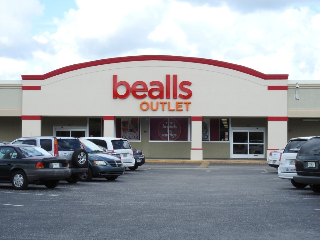 1425 S Collins St, Plant City, FL for Rent