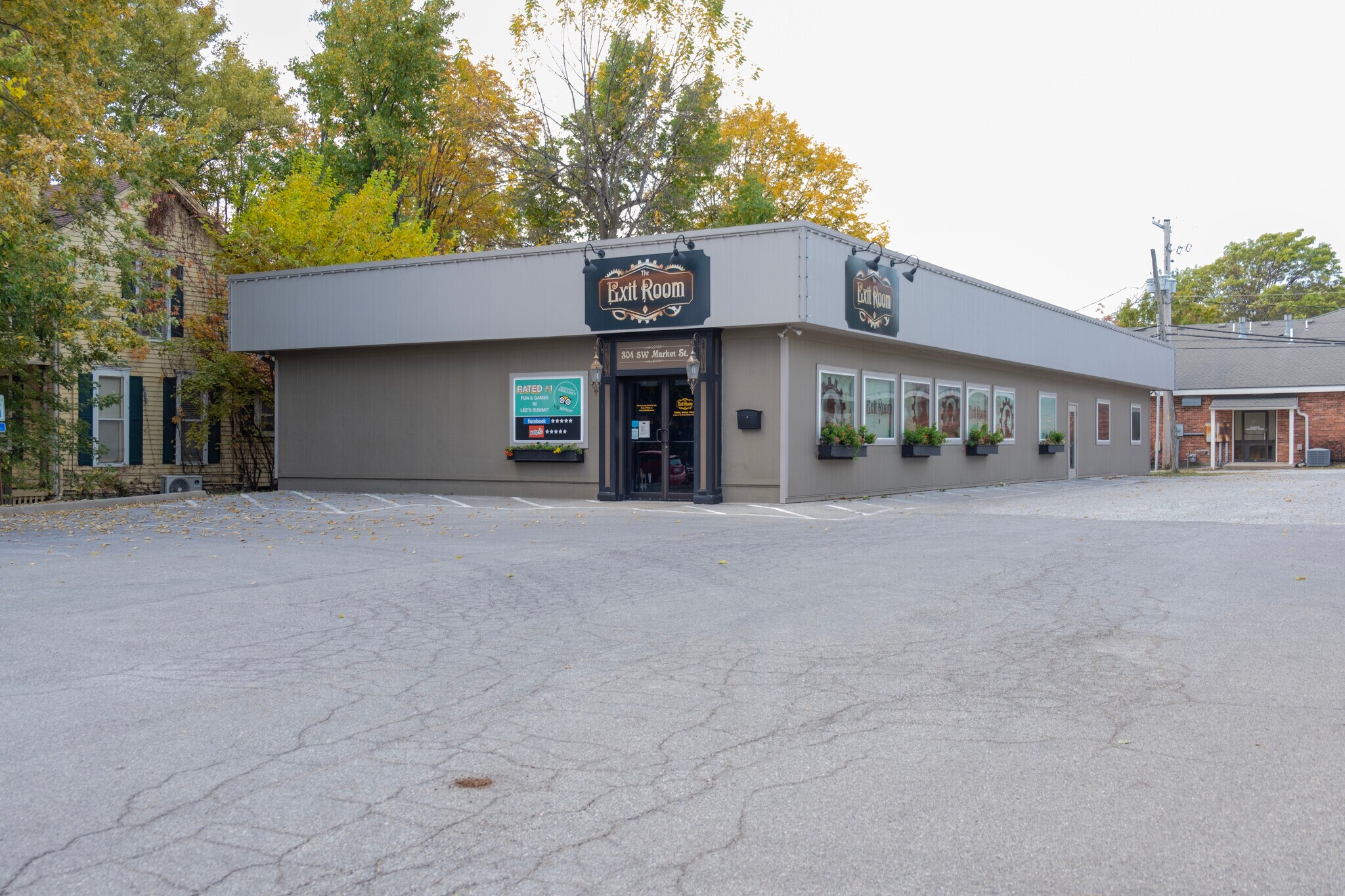 304 SW Market St, Lees Summit, MO for Sale