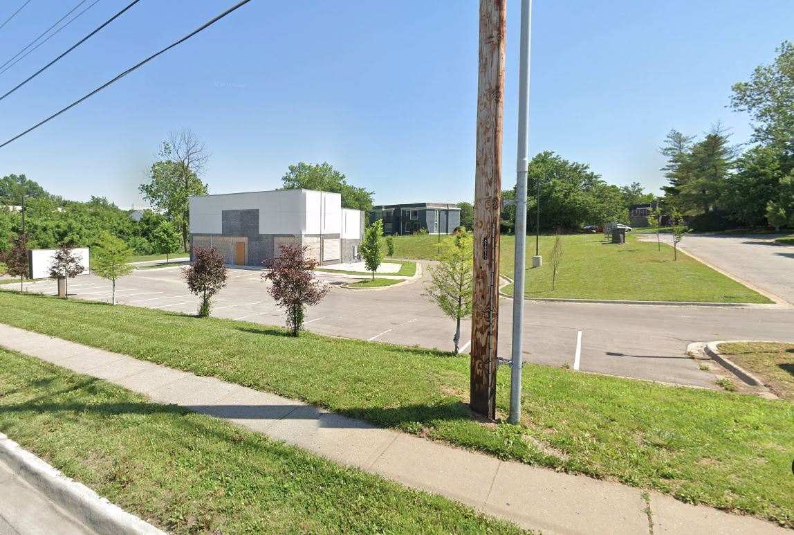 17701 East 39th St South, Independence, MO for Rent