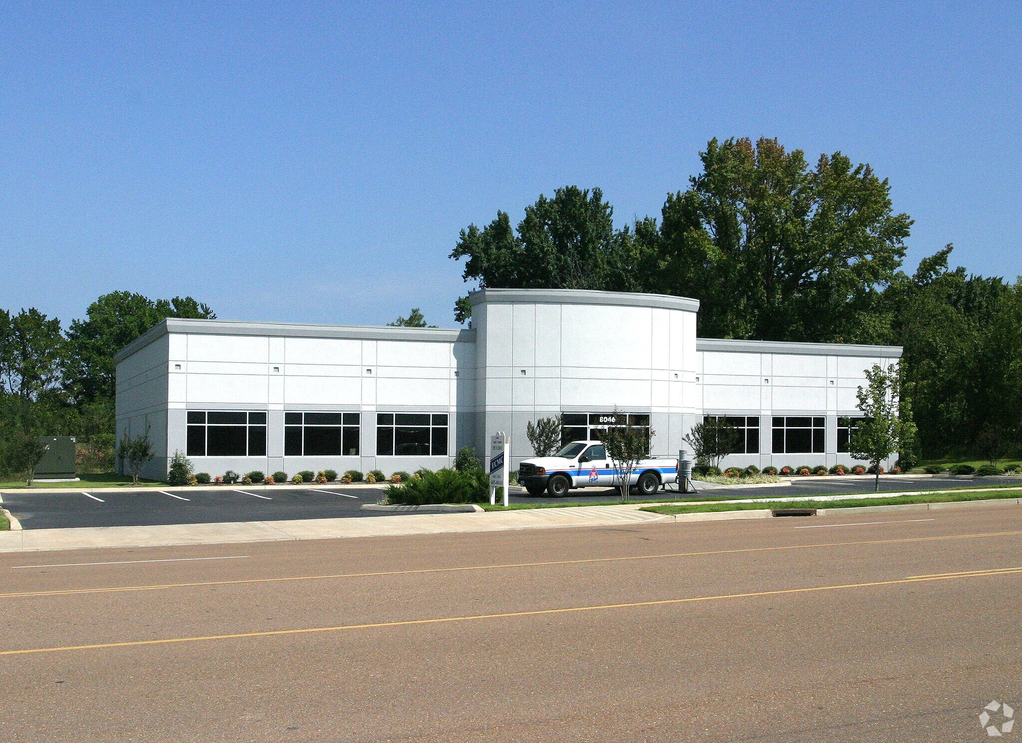 8046 Brother Blvd Bartlett, TN 38133 Office Property for Lease on