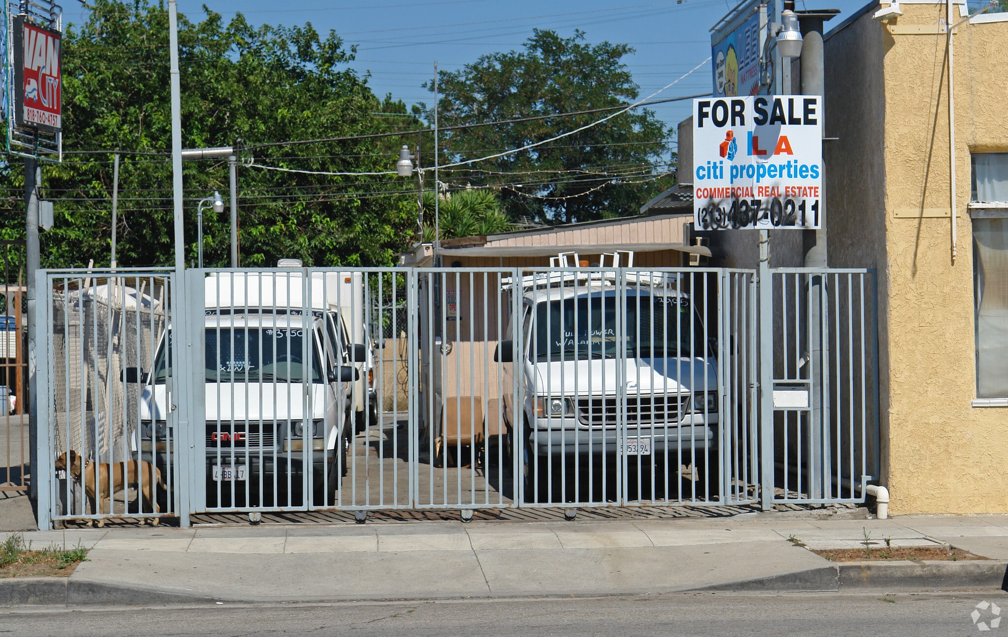 5624 Cahuenga Blvd, North Hollywood, CA for Rent