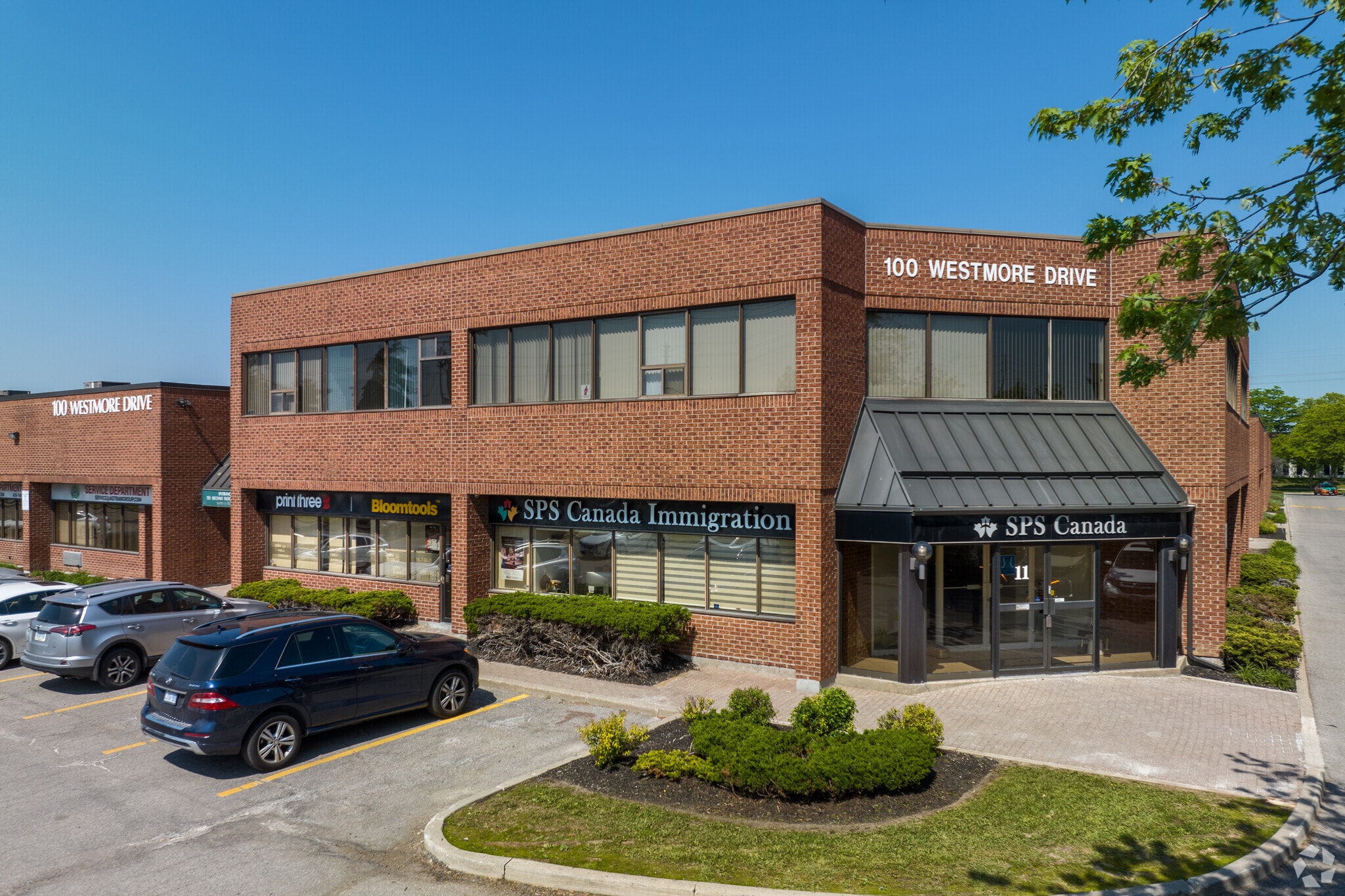 100 Westmore Dr, Toronto, ON for Rent