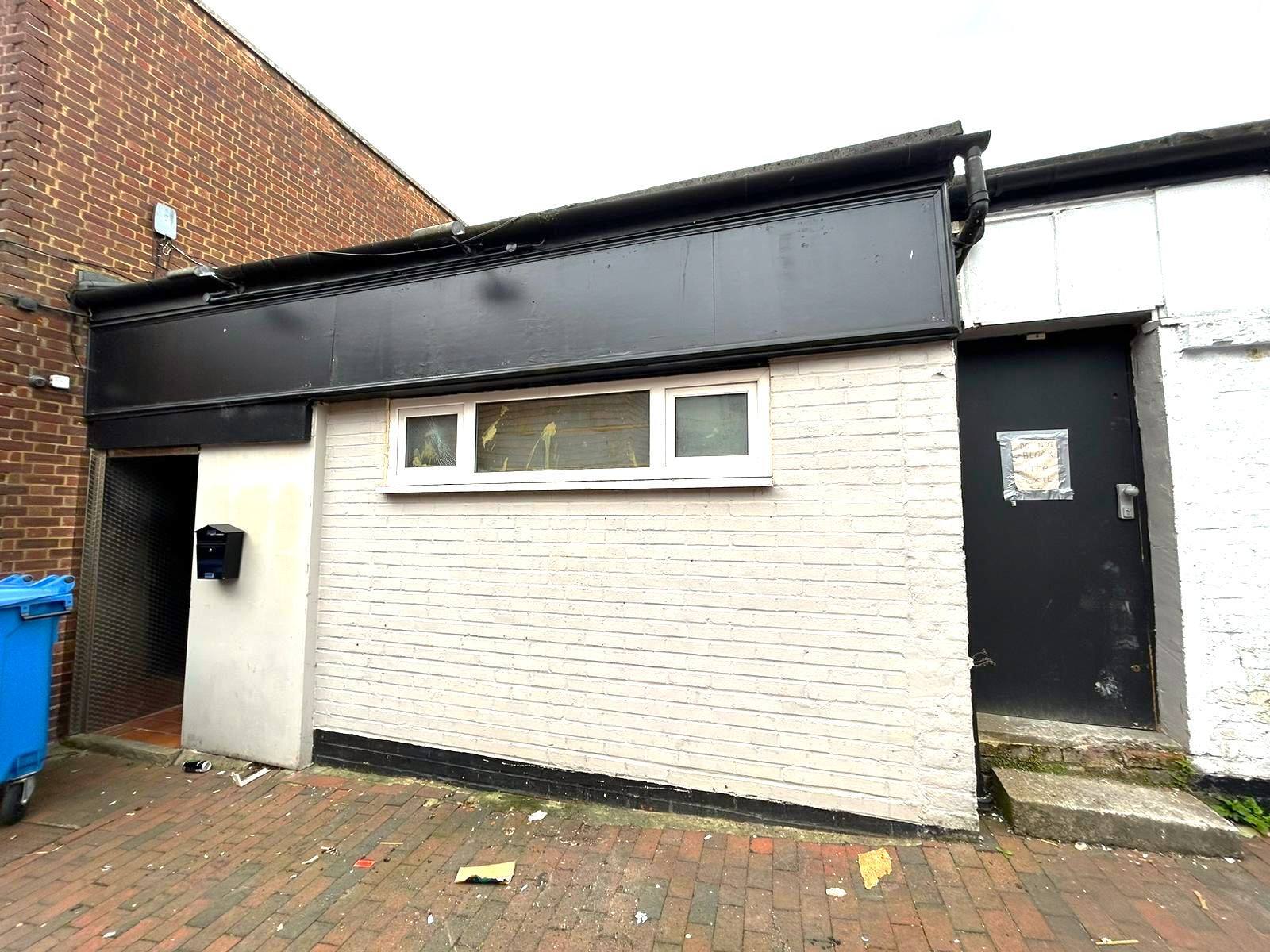 1-3 Eleanors Cross, Dunstable, BDF for Rent