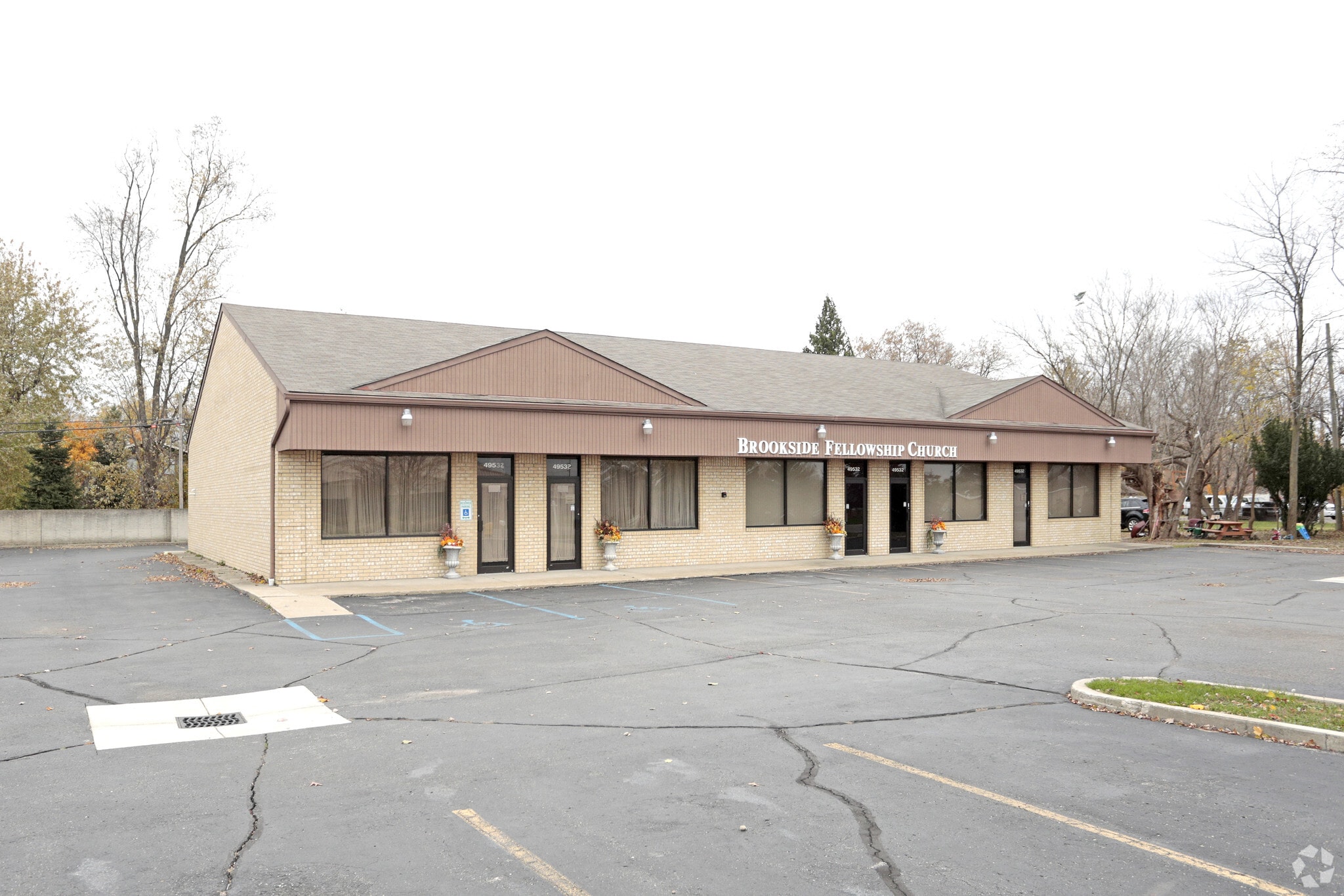 49532-49540 Gratiot Ave, Chesterfield, MI for Rent