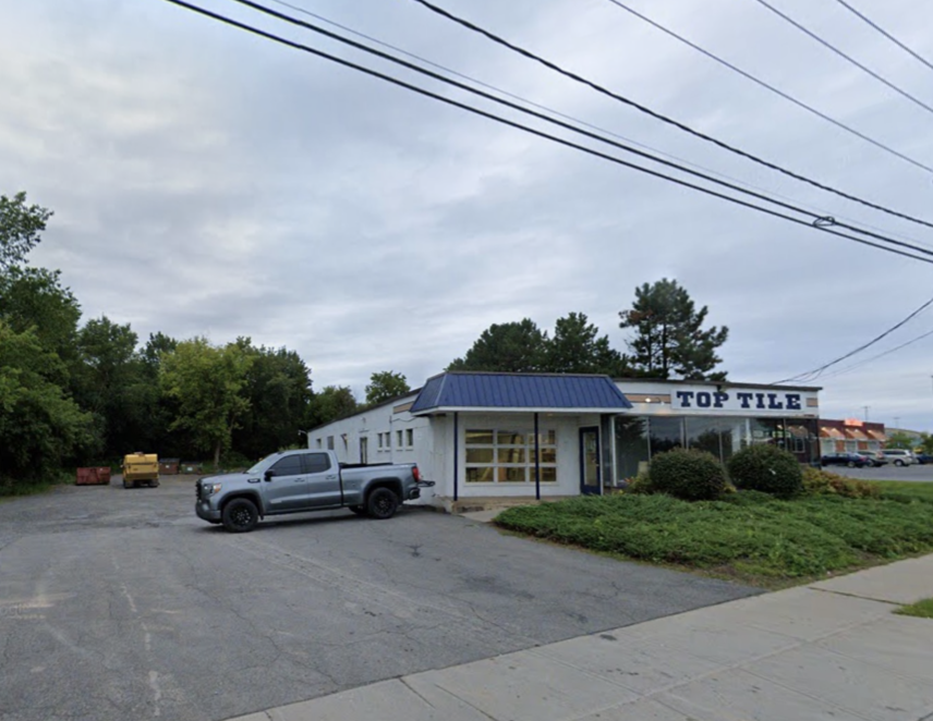 4561 Commercial Dr, New Hartford, NY for Rent