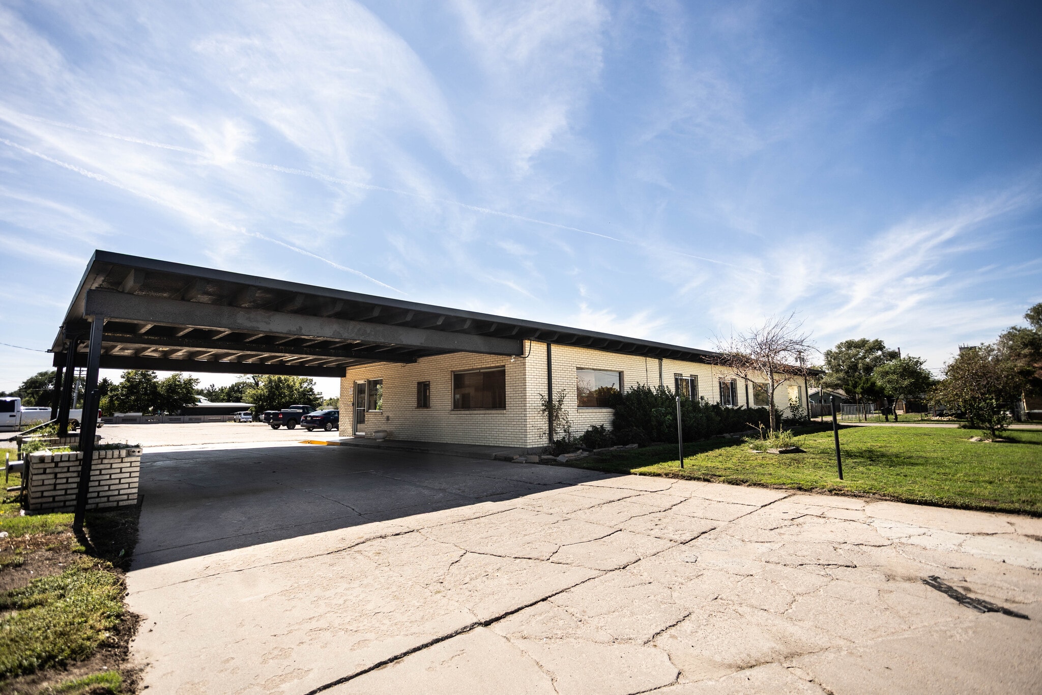 1408 Buffalo Jones Ave, Garden City, KS for Sale