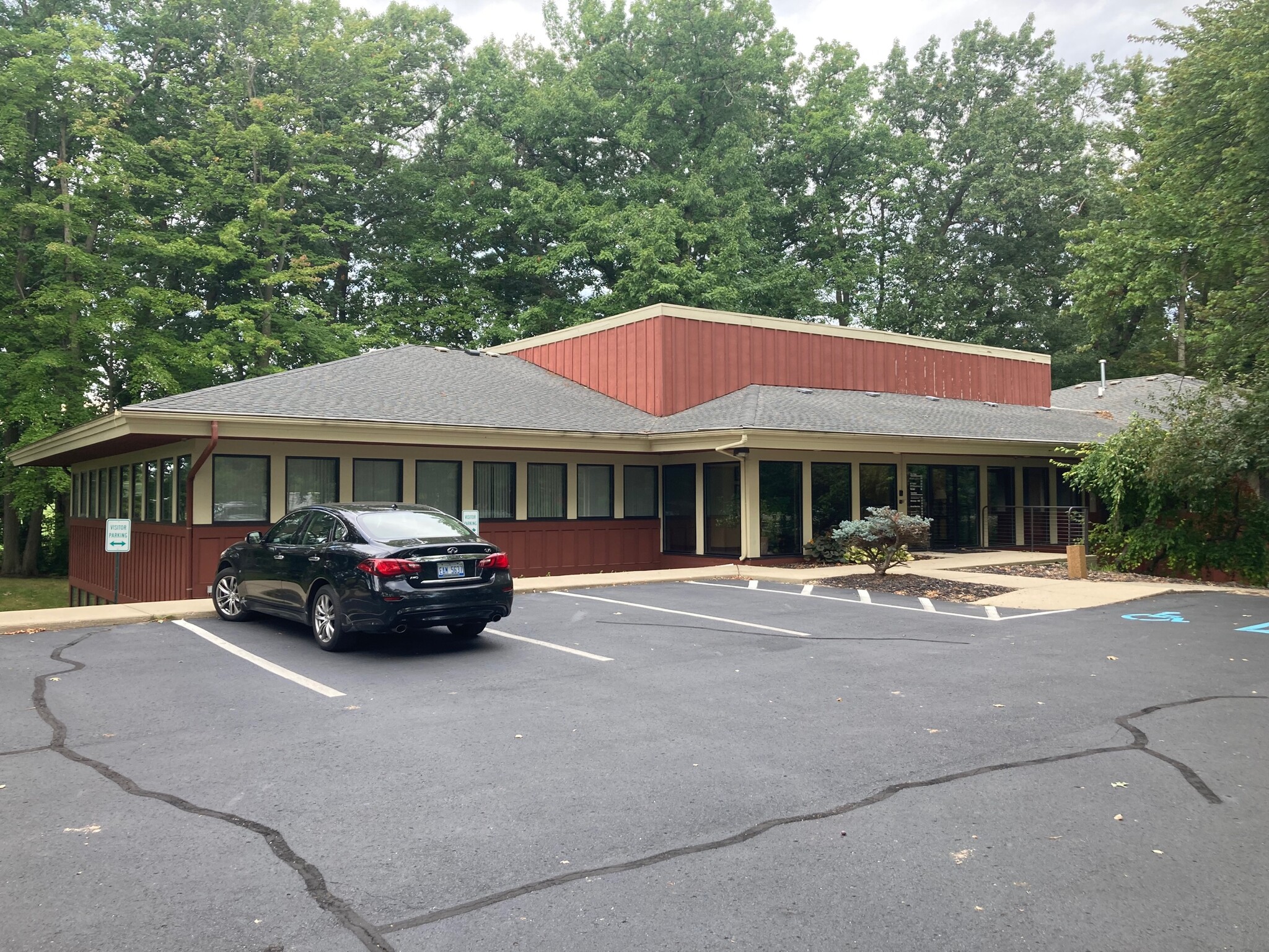 500 Cascade West Pky SE, Grand Rapids, MI for Rent