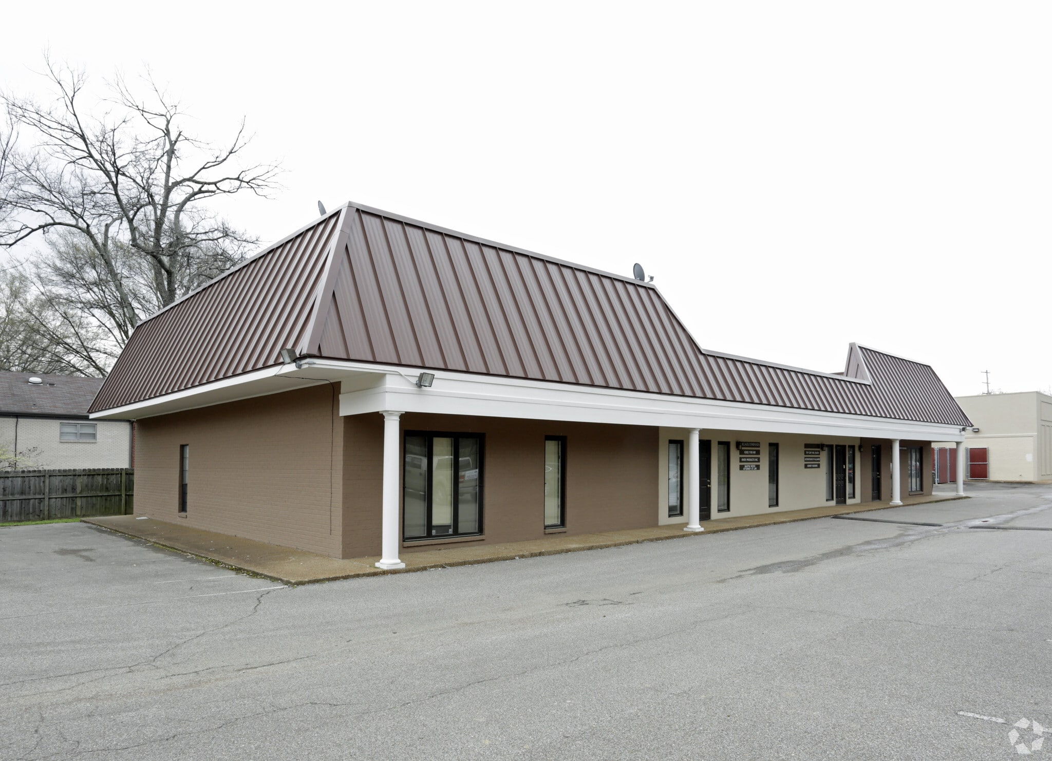 5500 Poplar Ave, Memphis, TN for Rent