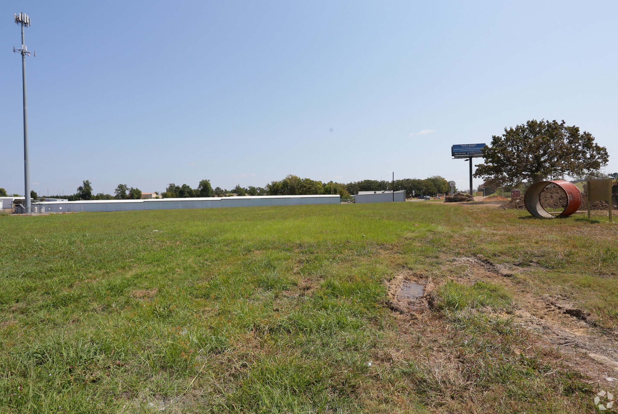 2300 NE Loop 286, Paris, TX for Sale