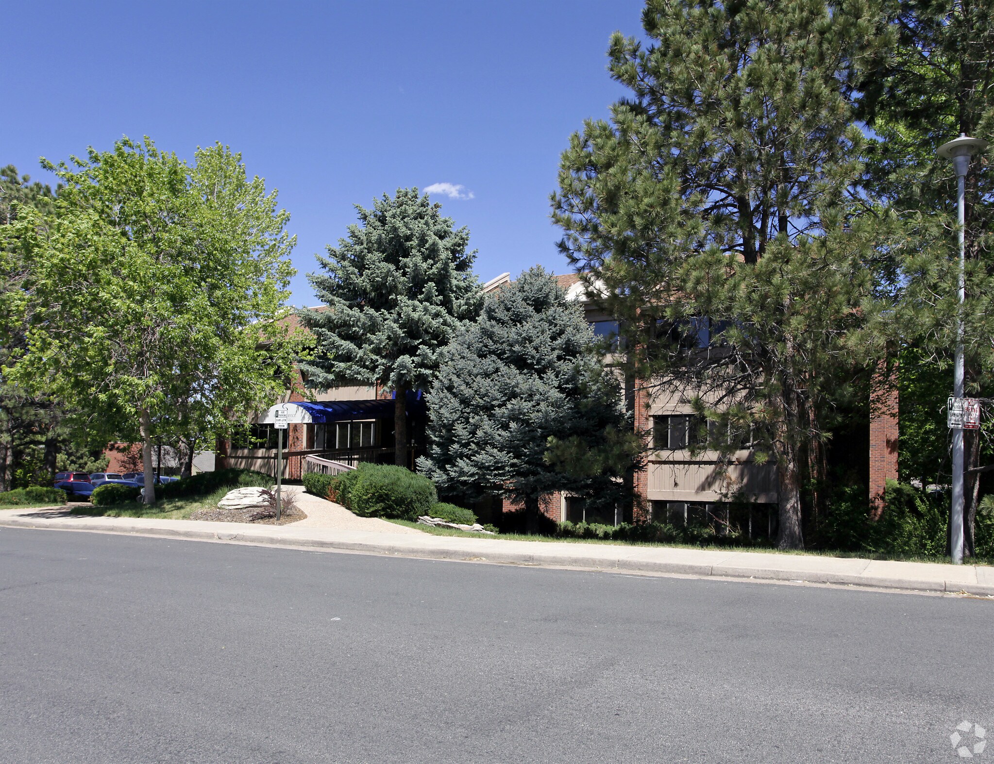 3464 S Willow St, Denver, CO for Sale