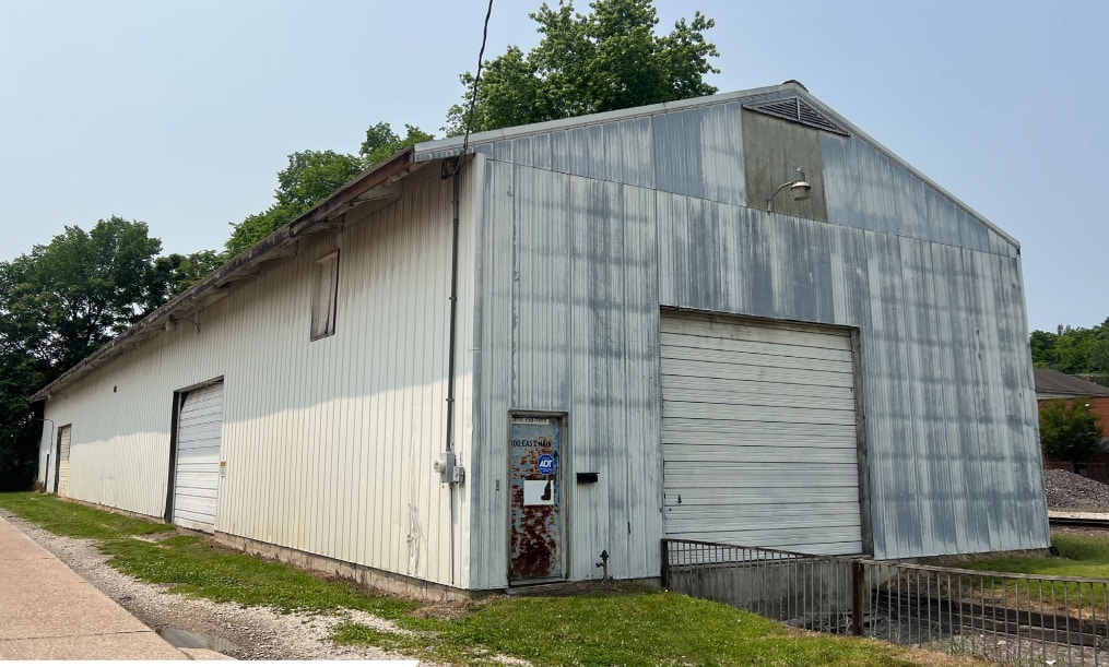 300 E. Main St., De Soto, MO for Sale