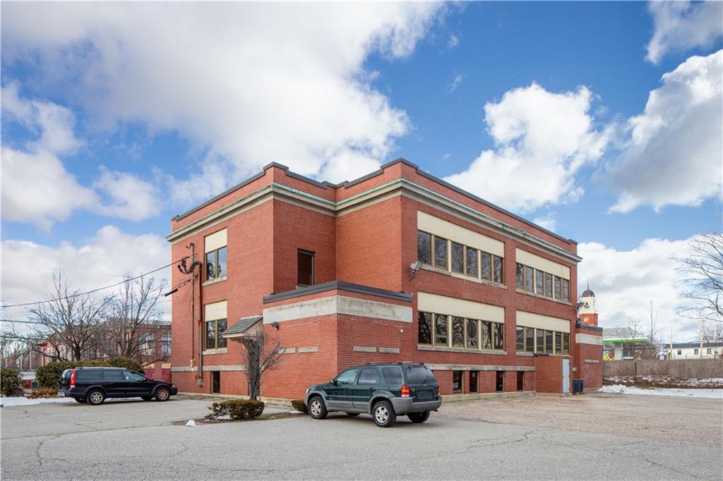 20 Centerville Rd, Warwick, RI for Rent