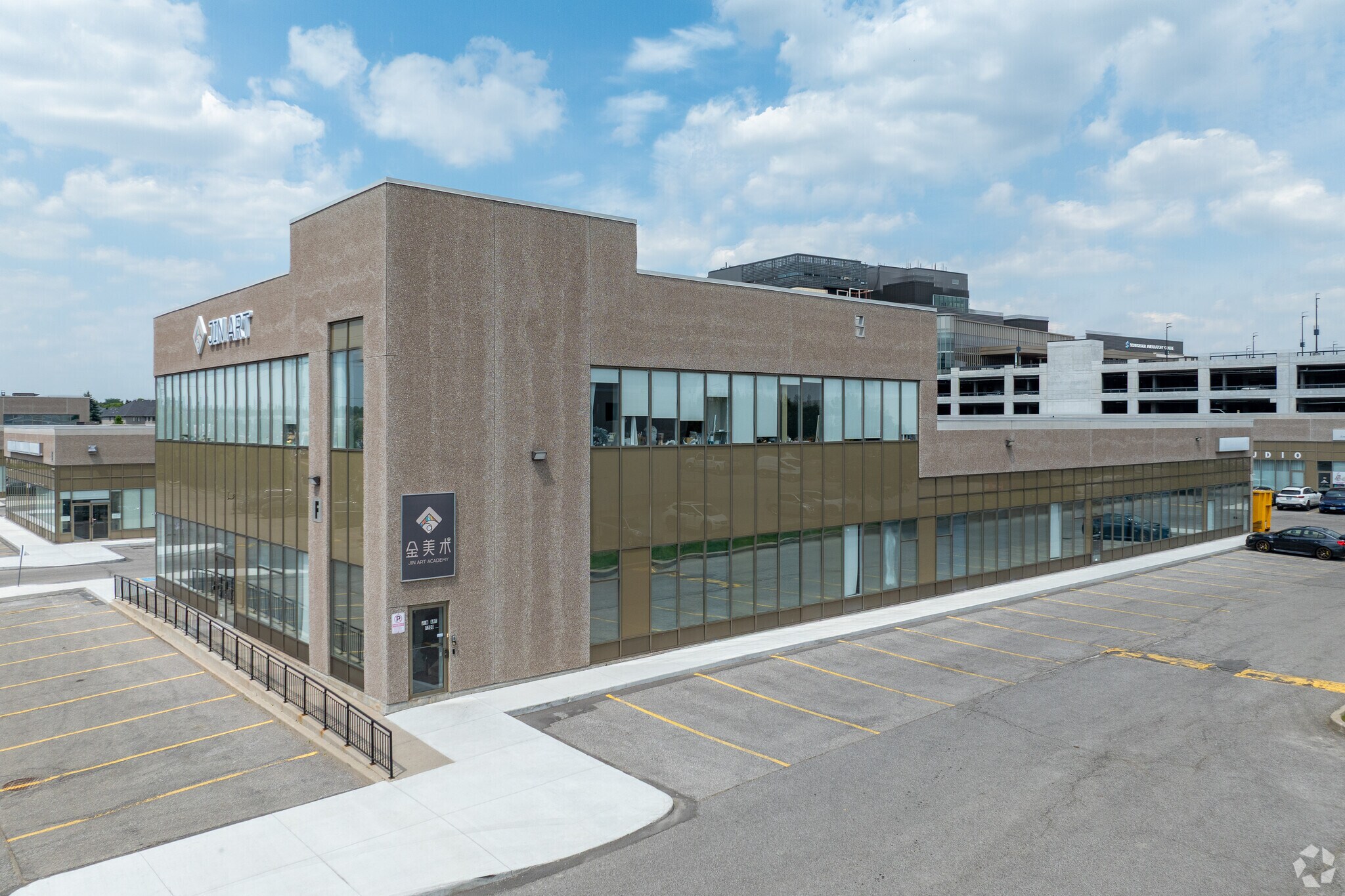 1550 16th Ave, Richmond Hill, ON for Rent