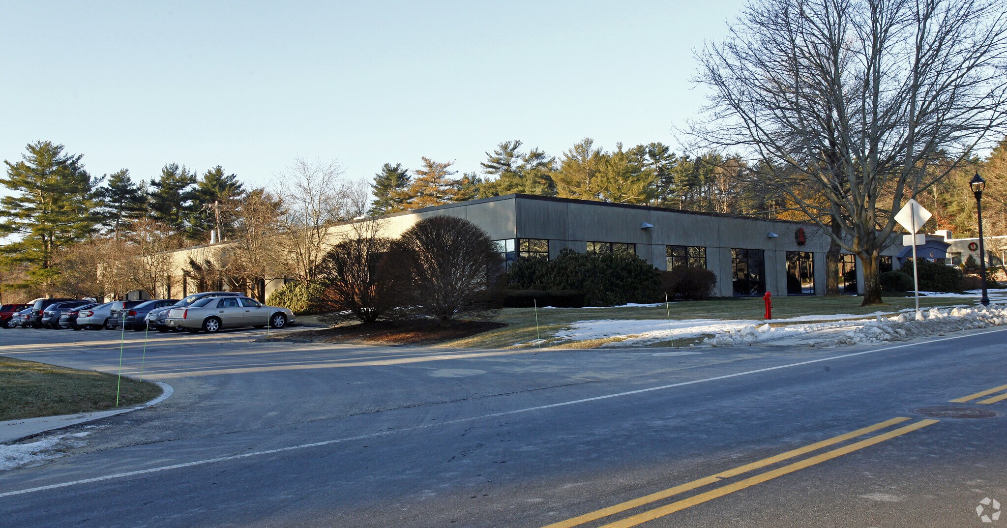 11 North Ave, Burlington, MA for Rent