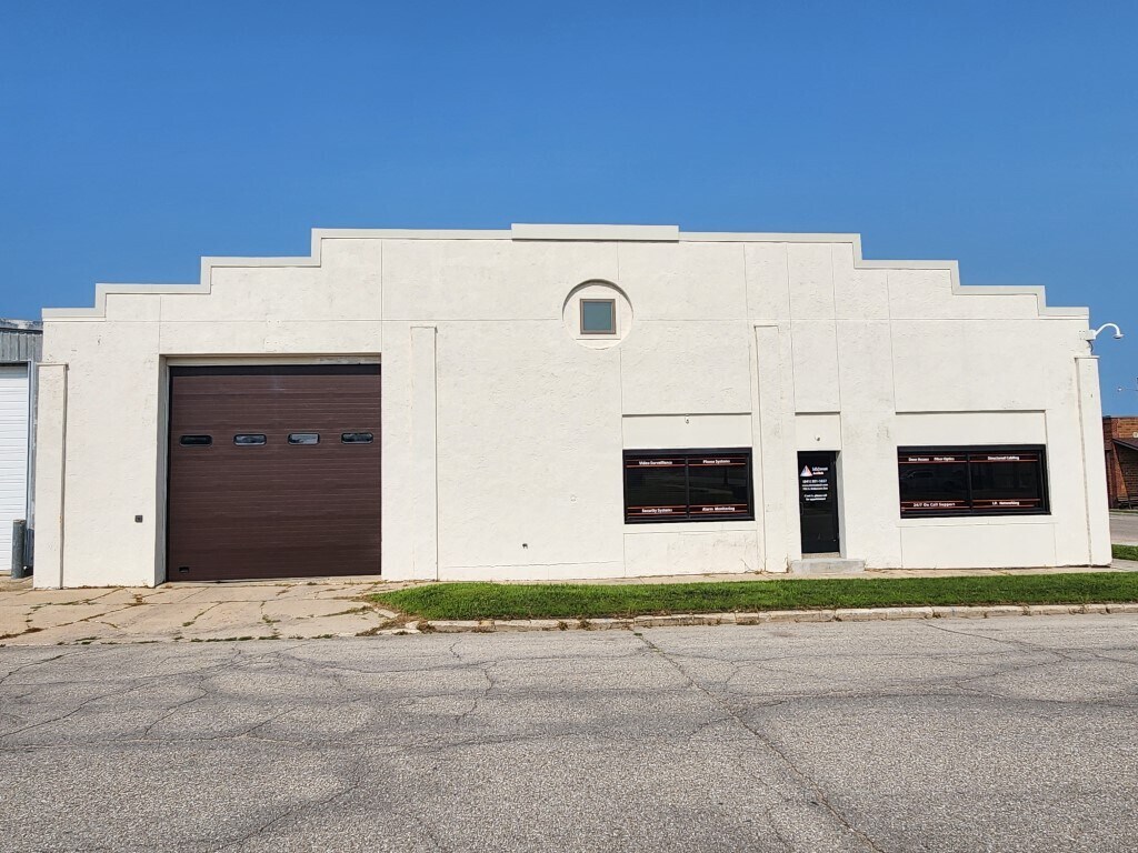 702 S Delaware Ave, Mason City, IA for Rent
