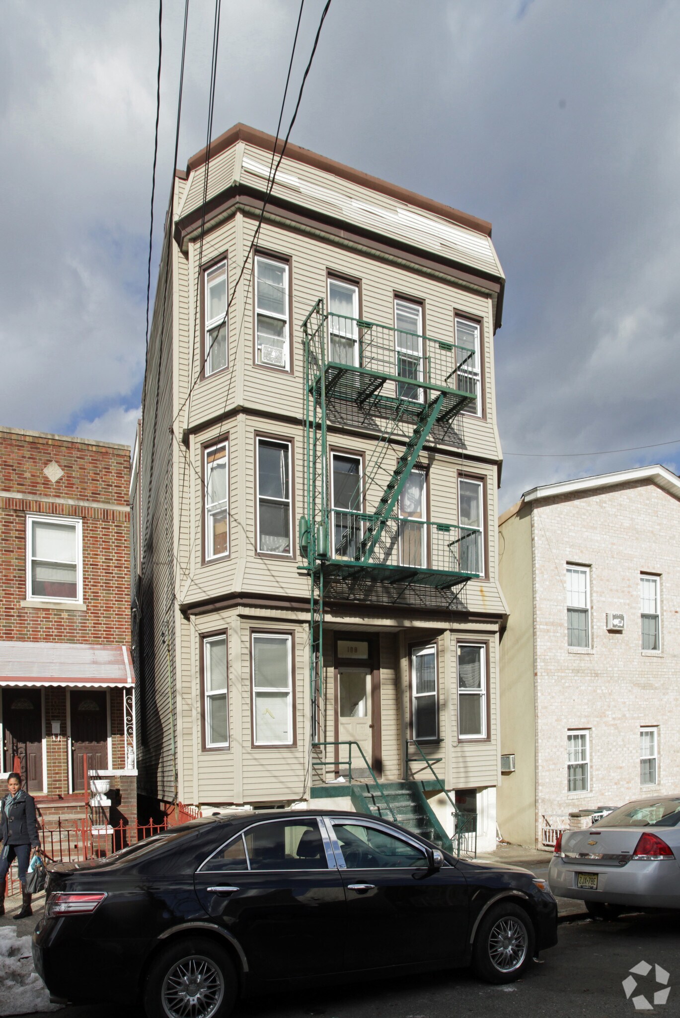 198 GRIFFITH St, Jersey City, NJ for Sale