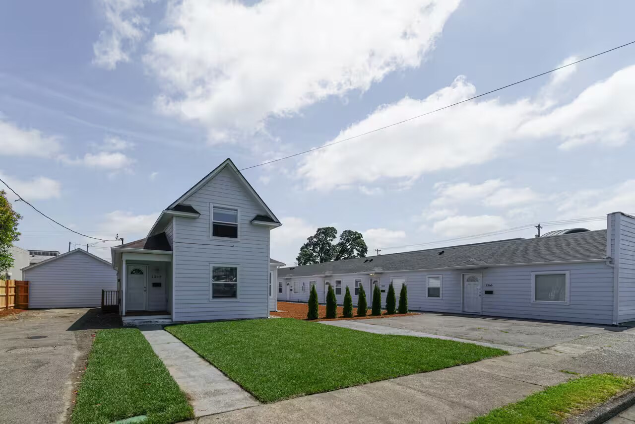 1348 12th St, Salem, OR for Sale