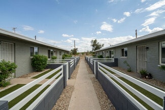Phoenix, AZ Apartments - 511 N 52nd St