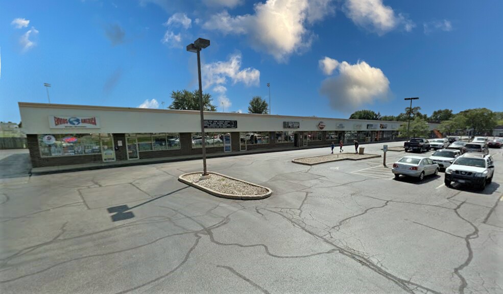 35 Berkshire Dr, Crystal Lake, IL for Rent