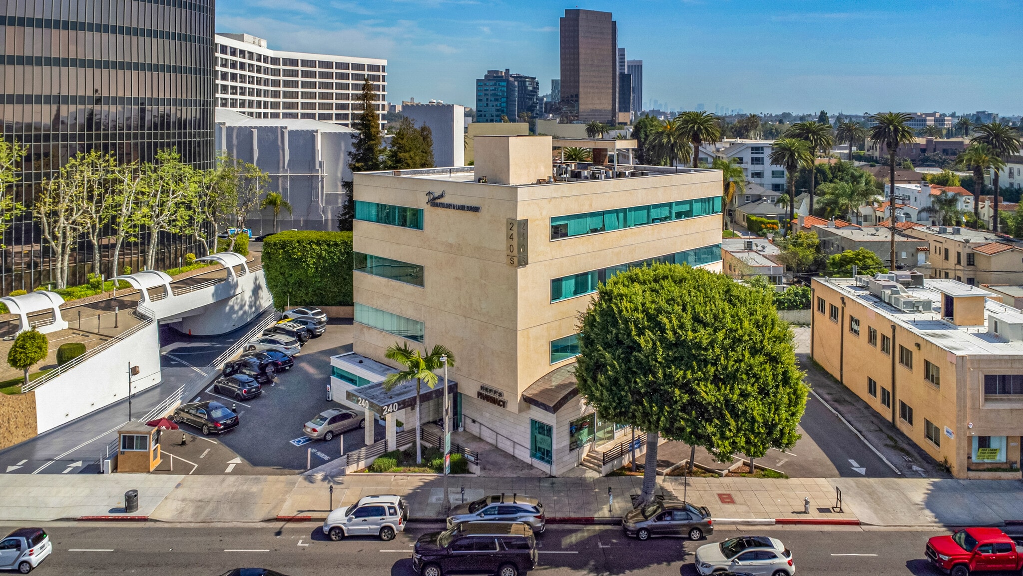 240 S La Cienega Blvd, Beverly Hills, CA for Rent