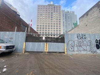 Long Island City, NY Industrial Land - 3822 10th St