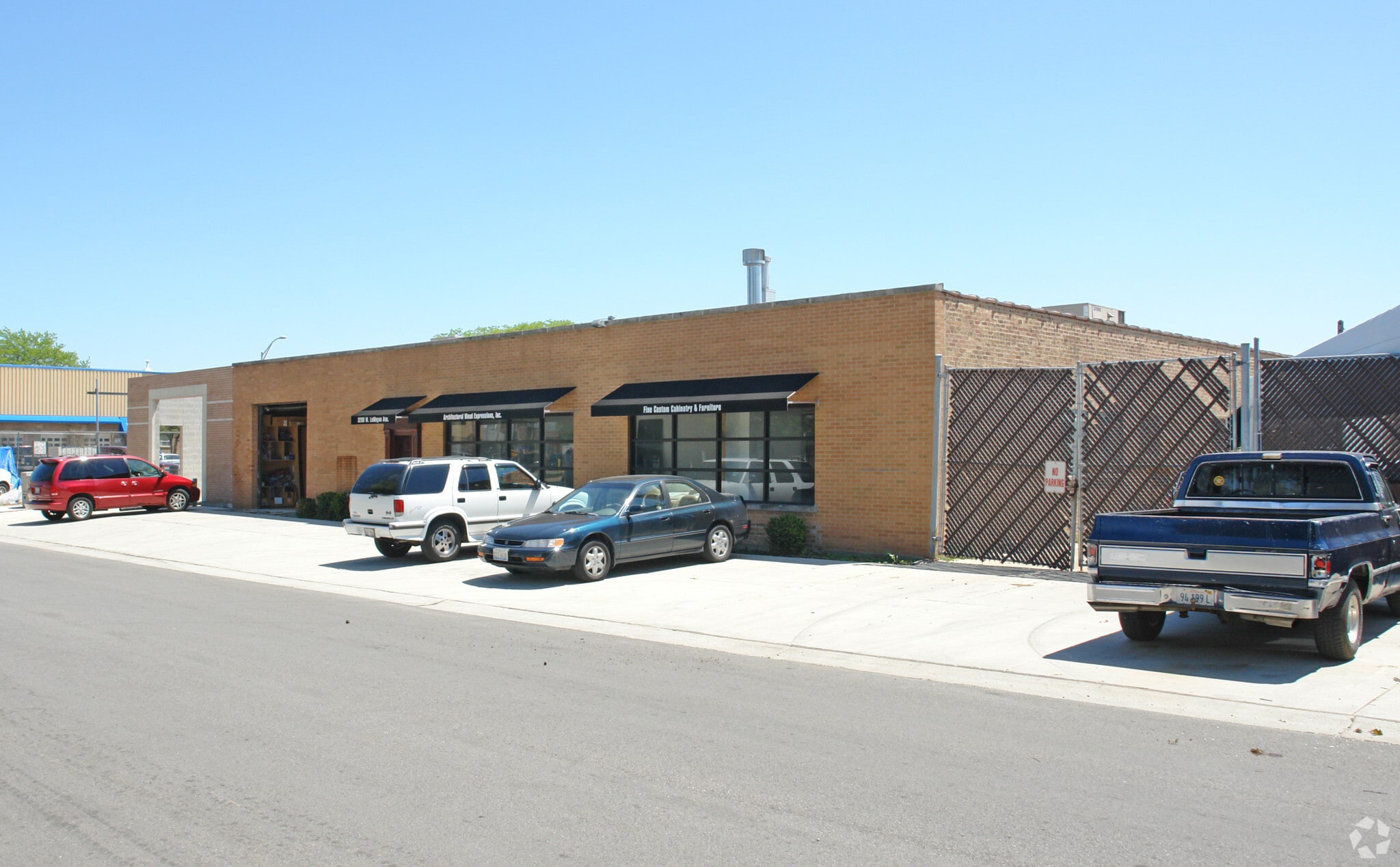 3200 W Le Moyne Ave, Stone Park, IL for Rent