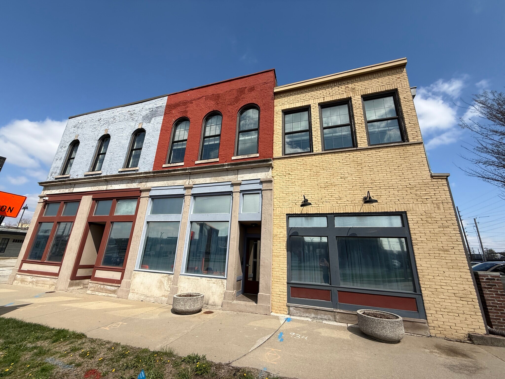 930-934 E Washington St, Indianapolis, IN for Rent