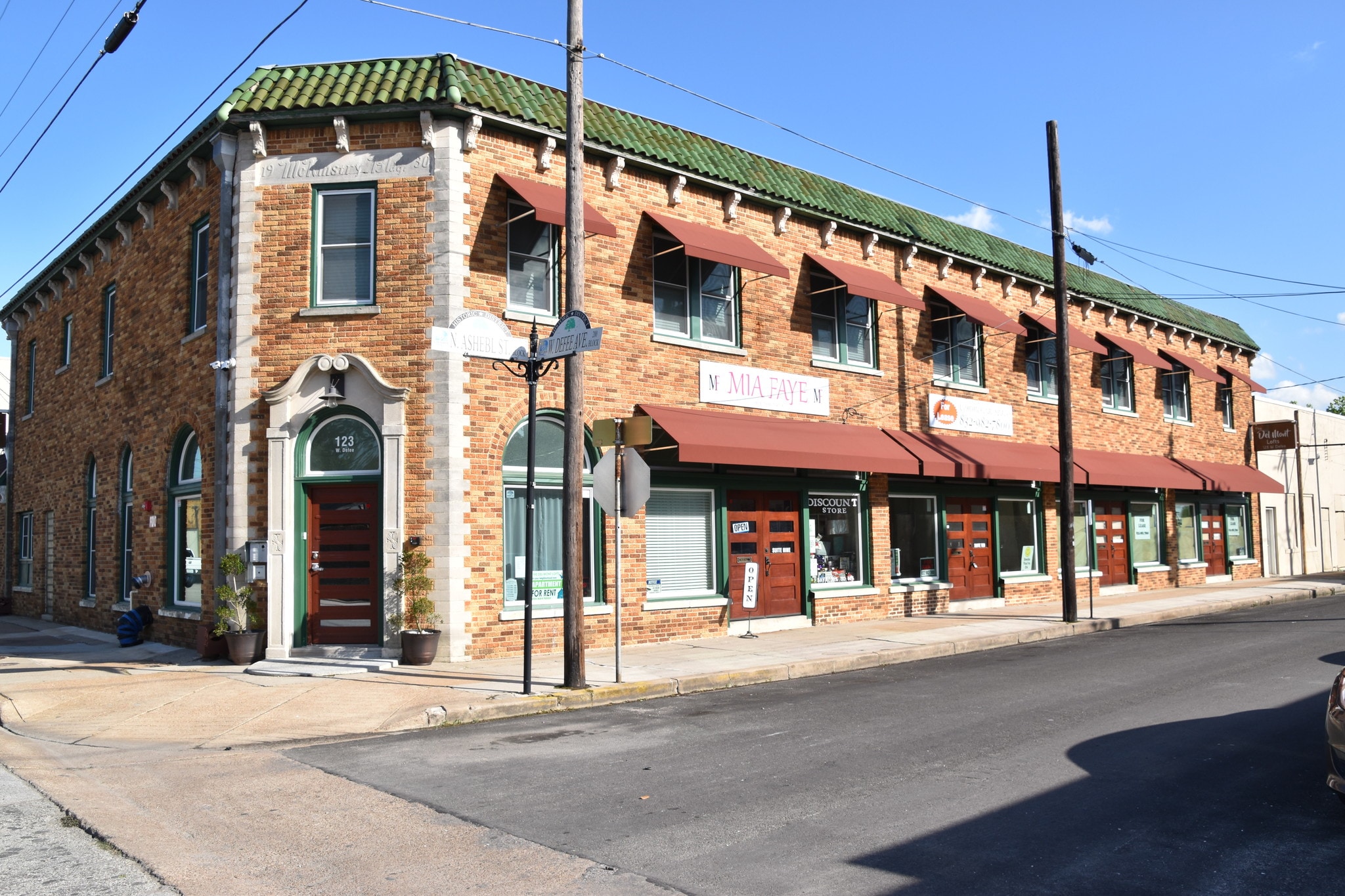 123 W Defee Ave, Baytown, TX for Rent