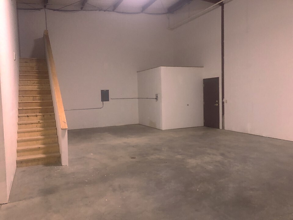 27071 Mueller Place, Sioux Falls, SD for Rent
