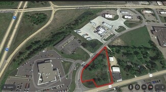 Menomonie, WI Commercial - 442 Oak Ave W ave