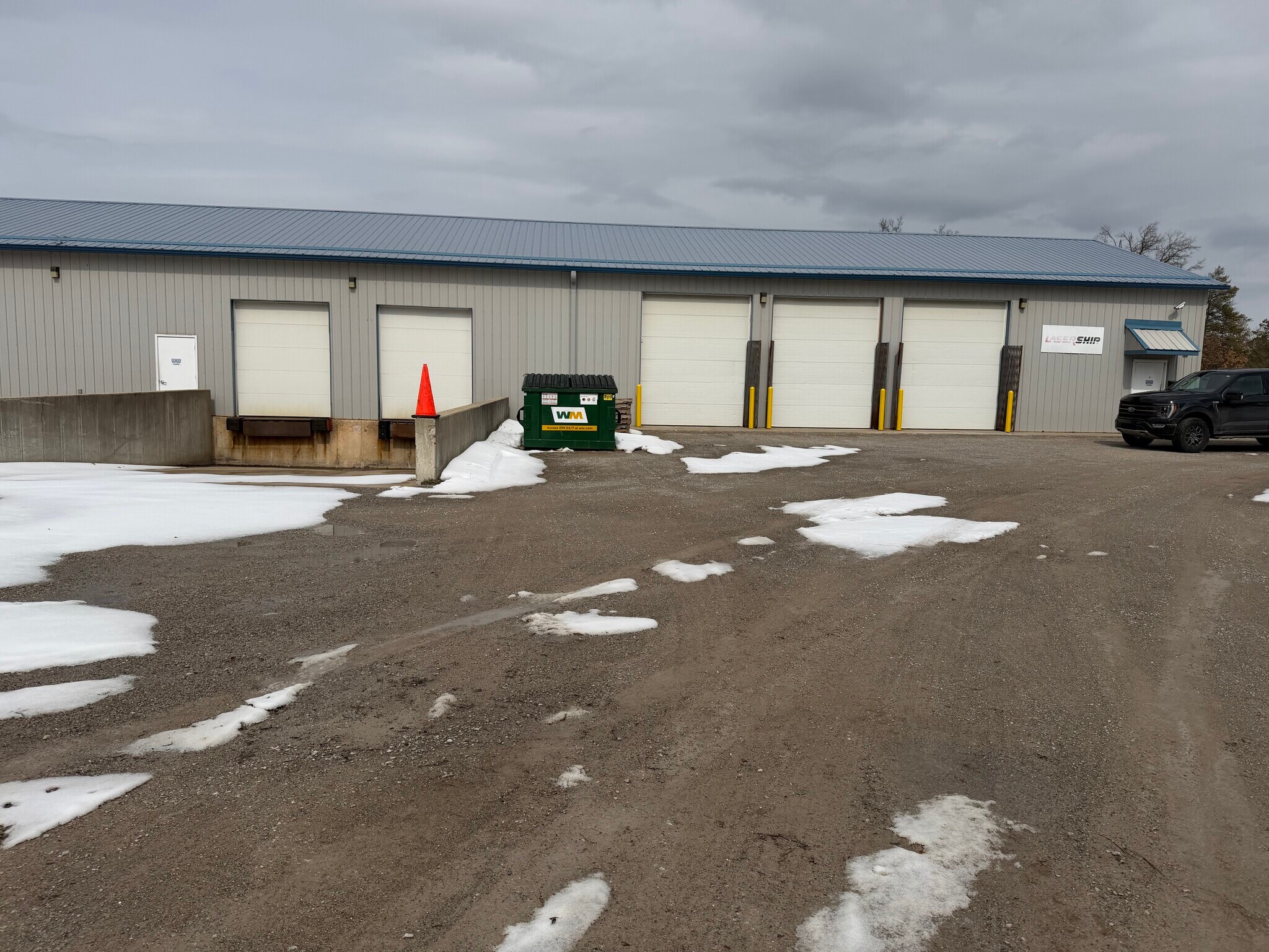 107 W Lewiston Grade Rd, Grayling, MI for Rent