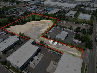 Clackamas, OR Industrial - 16805 SE 120th Ave