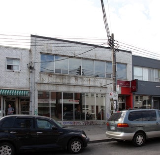 Toronto, ON Retail - 152 Augusta Ave