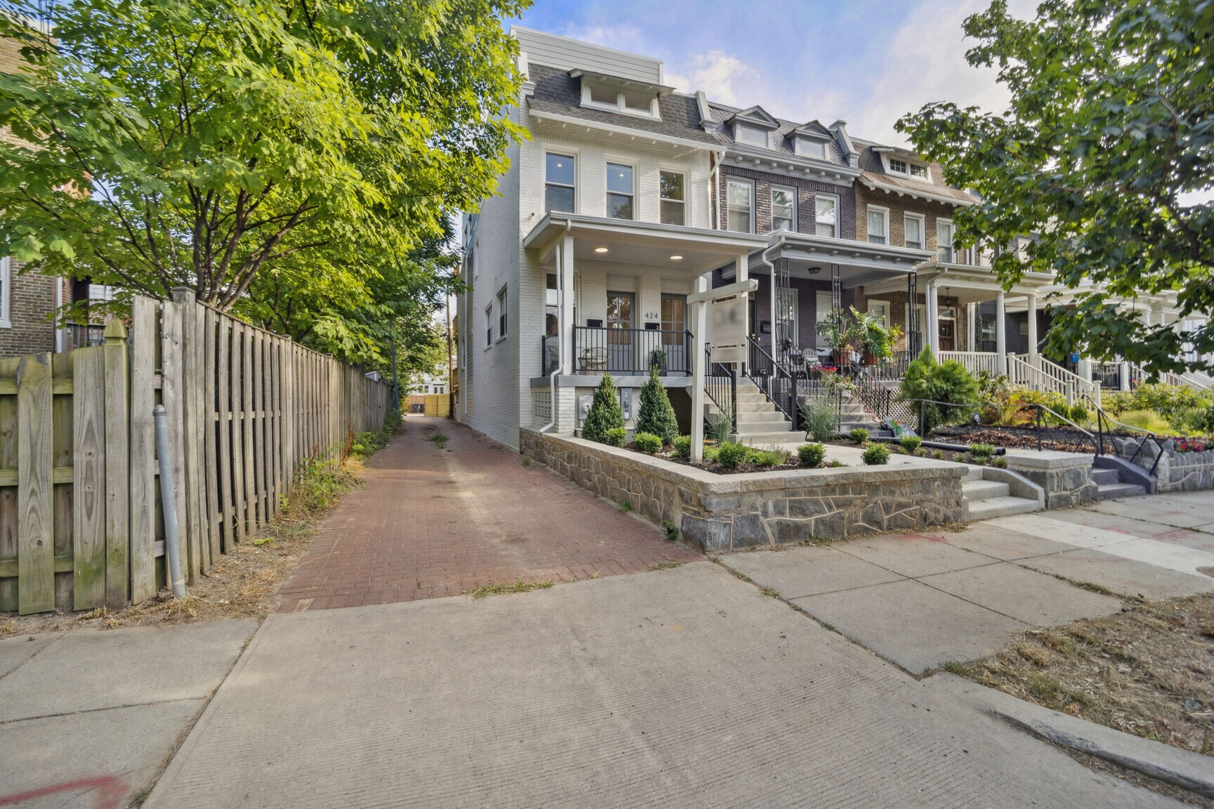 424 Taylor St Nw, Washington, DC for Sale
