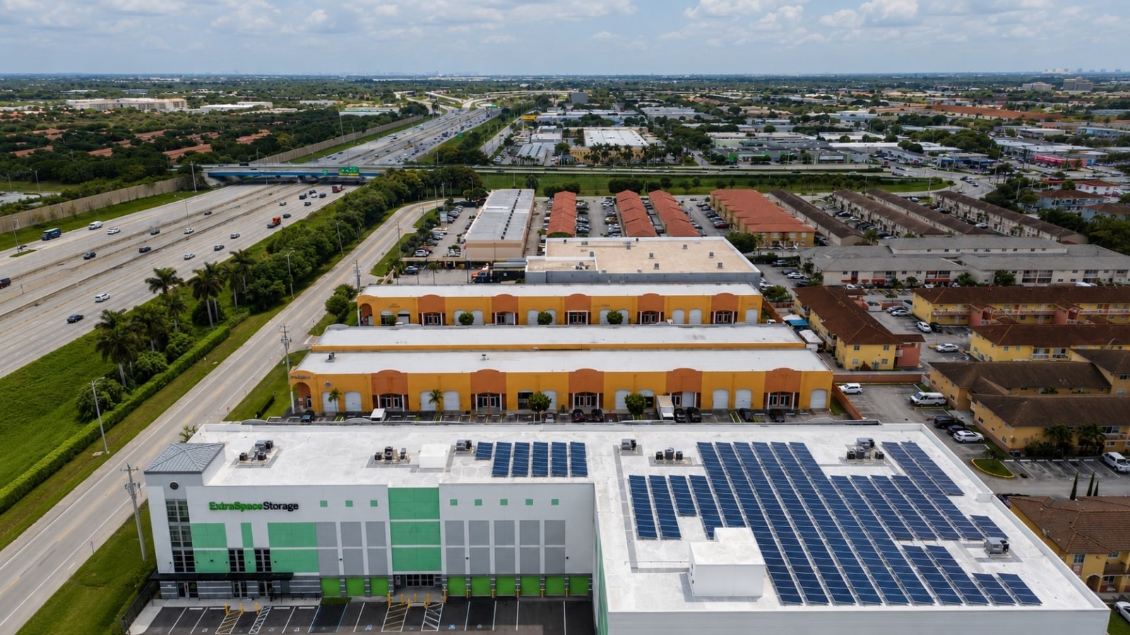 2970 W 84th St, Hialeah Gardens, FL for Rent