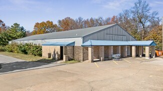 Grove, OK Storefront - 131 Cozy Dr