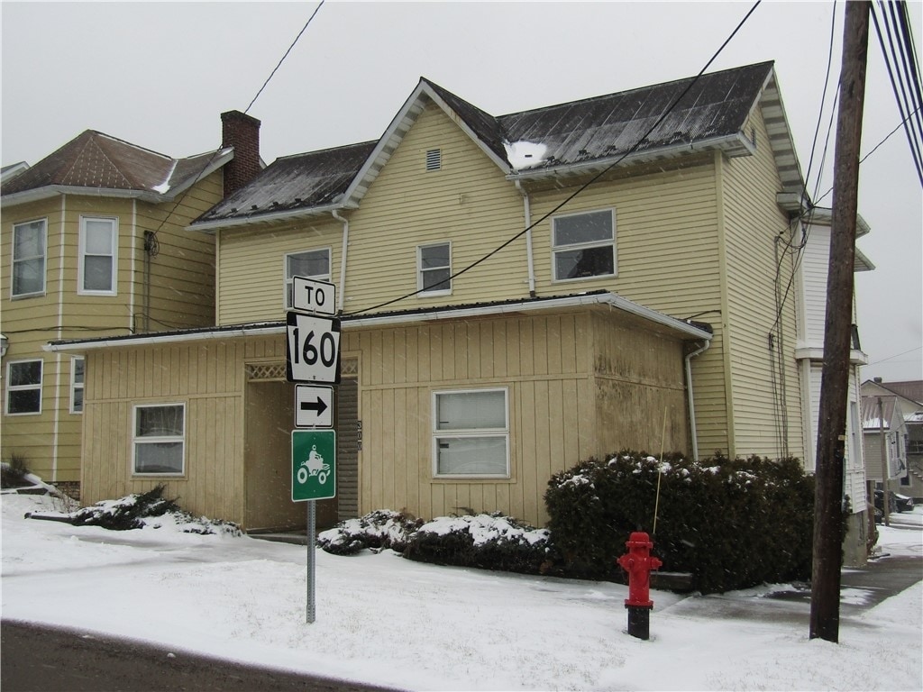 300 Meyers Ave, Meyersdale, PA for Sale