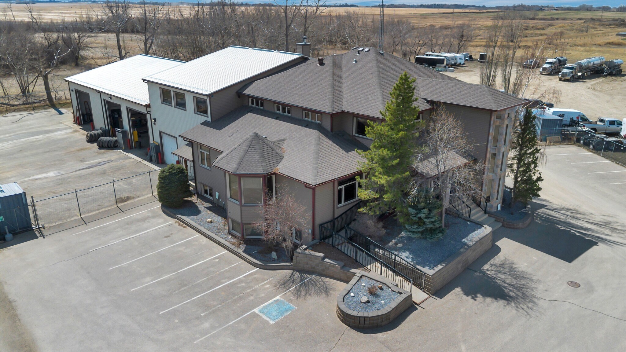 118 Canal Gdns, Strathmore, AB for Sale