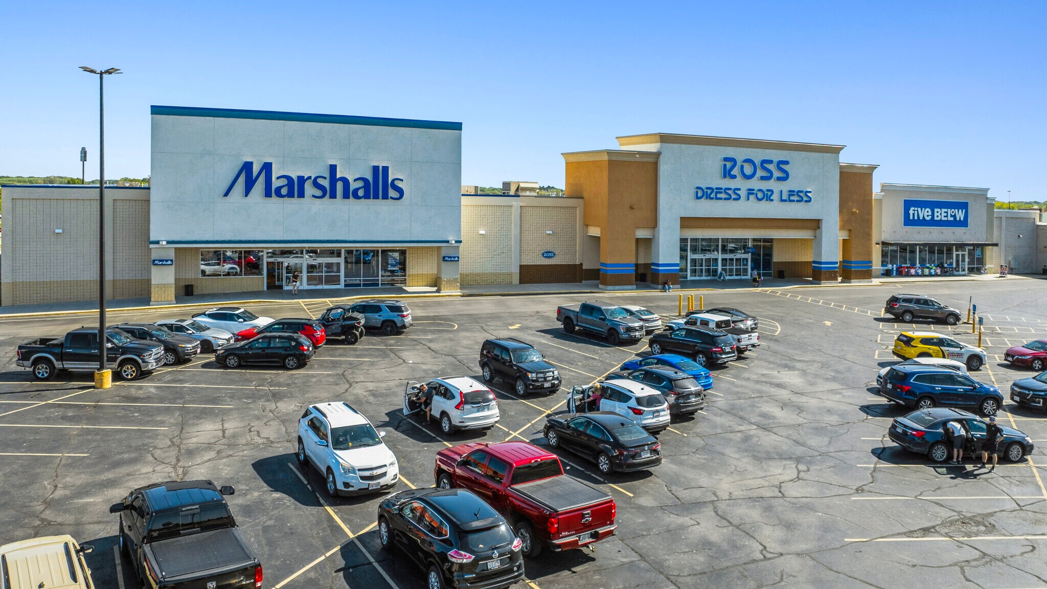 1645 N Spring St, Beaver Dam, WI for Sale