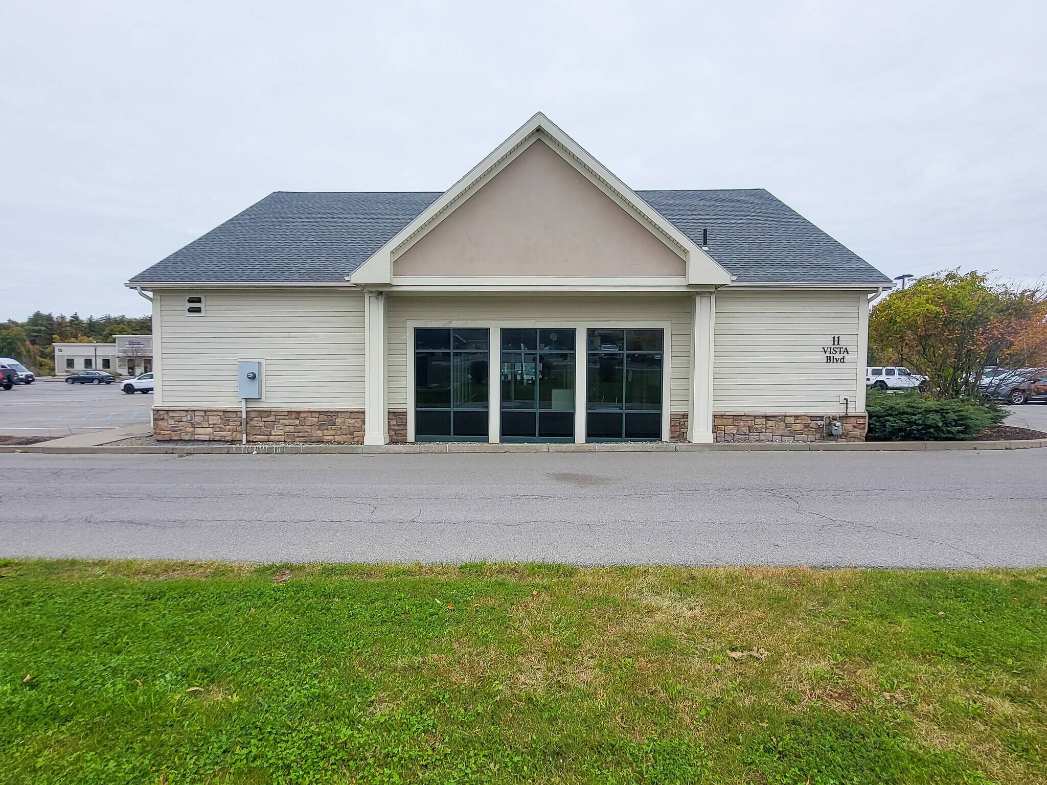 11 Vista Blvd, Slingerlands, NY for Rent