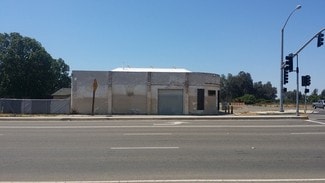 Fresno, CA Retail - 6949 E Kings Canyon Rd