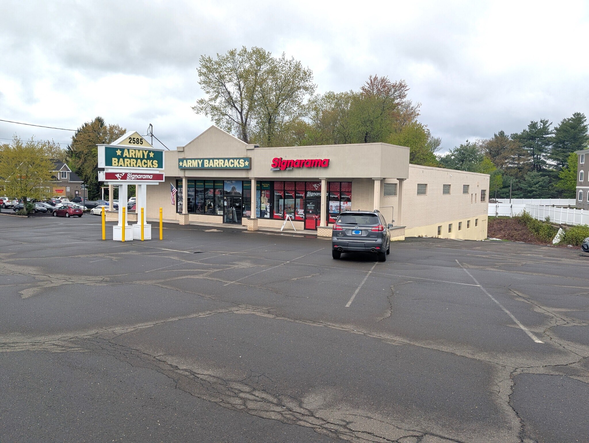 2585 Berlin Tpke, Newington, CT for Rent