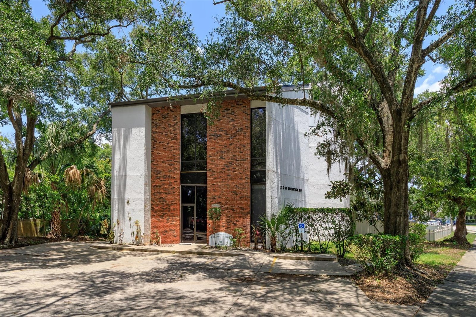 200 N Thornton Ave, Orlando, FL for Sale