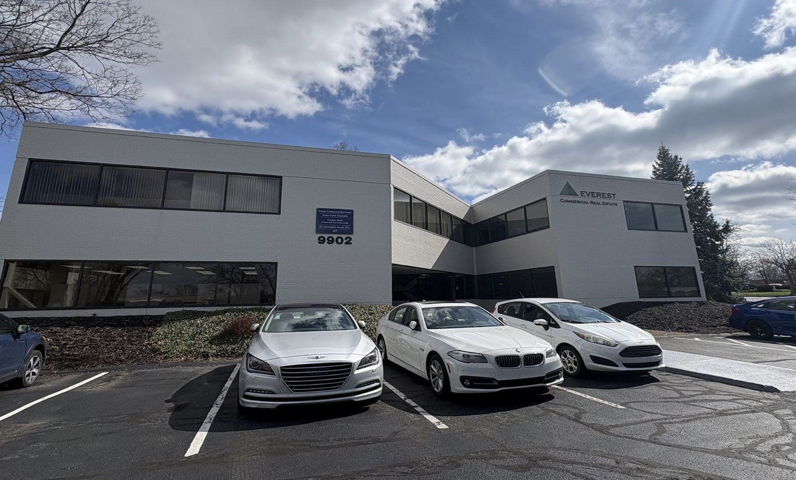 9902 Carver Rd, Cincinnati, OH for Rent