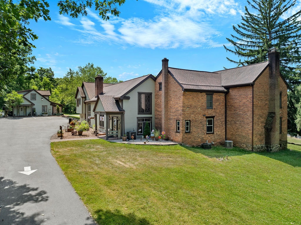 40 Hospital Rd, Gettysburg, PA for Sale